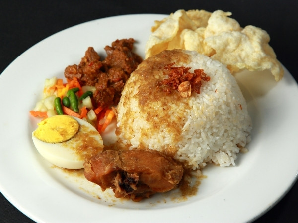 Nasi Campur Bali